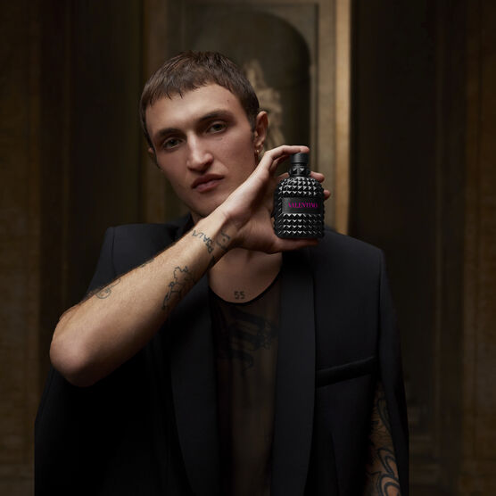 PERFUME MASCULINO VALENTINO BORN IN ROMA UOMO EXTRADOSE EAU DE PARFUM 100ML